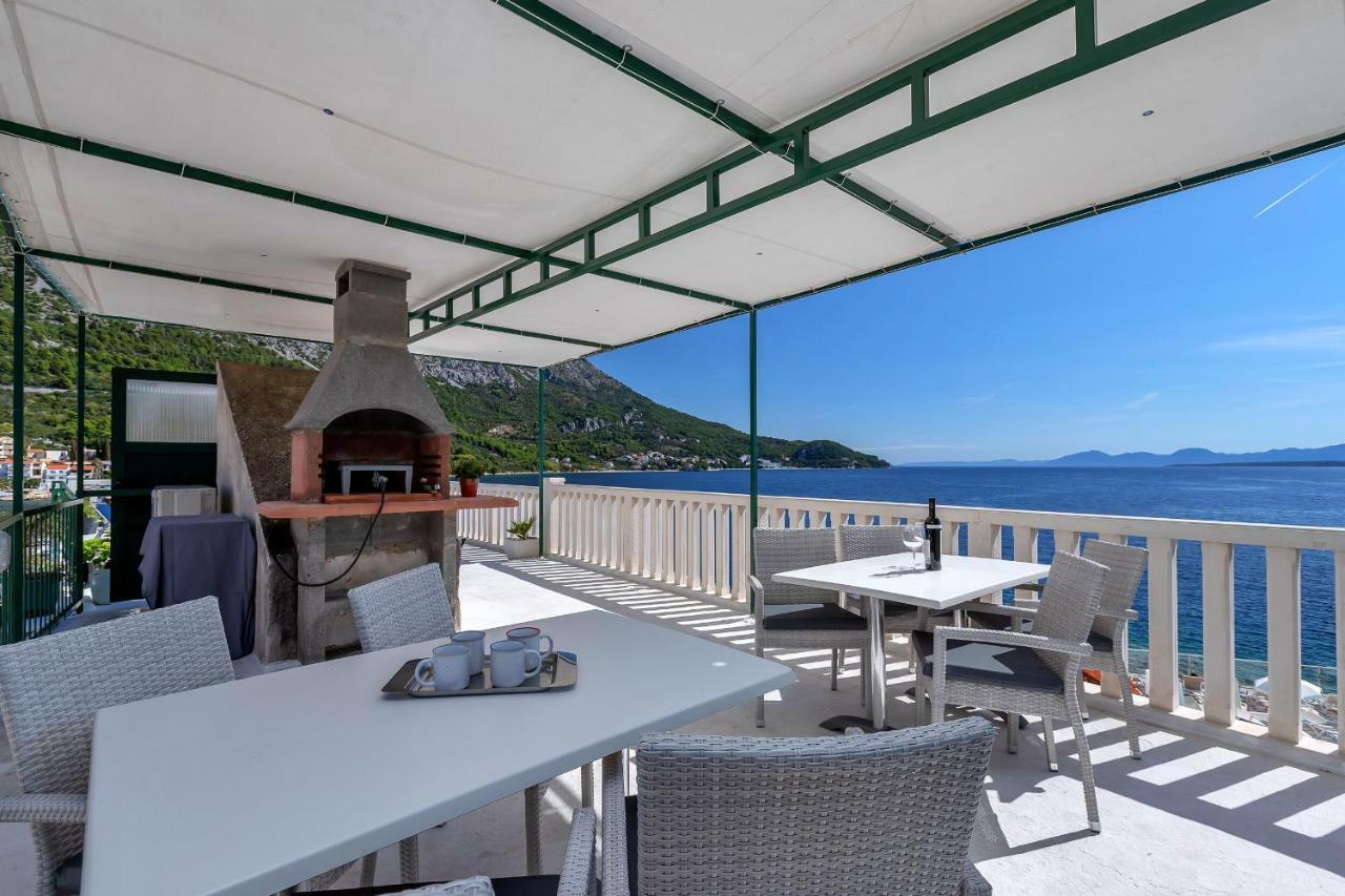 Dado A6 Apartments Igrane Bagian luar foto