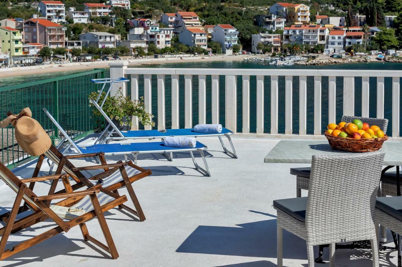 Dado A6 Apartments Igrane Bagian luar foto